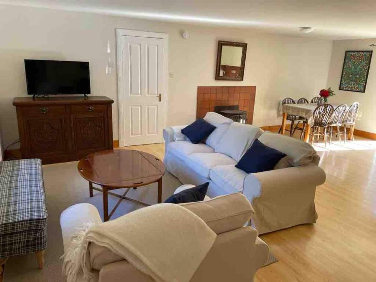 Colinsburgh Woodland Cottage Charleton Estate מראה חיצוני תמונה